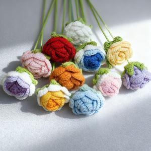 Bouquet de fleurs artificielles en fil tissé au crochet fait main, style naturel, œillets et roses, pour fêtes, réunions, cadeaux, vente en gros Chine - Product Image 5