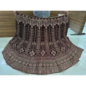 ชุด lehenga สำหรับเจ้าสาวดีไซน์แบบราจวาราแบบพรีเมี่ยมพร้อมจาร์คานหนัก3เมตรเสื้อเบลาส์หนักเหมาะสำหรับส่งออกสินค้าขายส่ง - Product Image 3