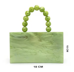 Pochette en résine de marbre faite à la main pour femmes, accessoire élégant pour les événements, finition brillante, artisanat indien de luxe - Product Image 1