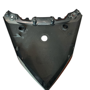 Feu arrière d'origine Yamaha TMAX 500-530 2008-2016, système d'éclairage de moto, clignotant, lentille transparente et matériau plastique ambré - Product Image 2