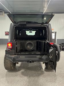 BUENA OFERTA PARA UN WRANGLER UNLIMITED RUBICON RECON 4X4 DEL 2020 - Product Image 6