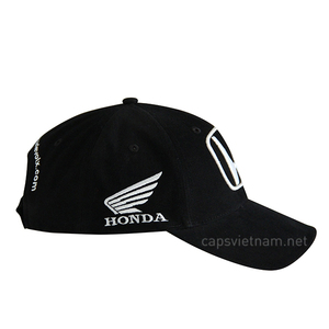 Casquette de sport légère et performante OEM Vietnam, avec panneaux perforés respirants, logo personnalisé, MOQ flexible, vente en gros - Product Image 4