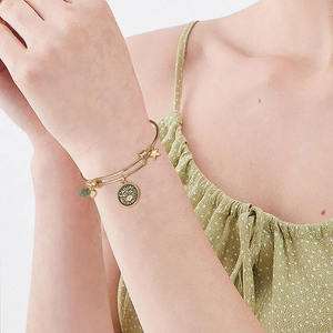 Bracelet d'astrologie rempli d'or 18K, cristal naturel, pierre d'anniversaire, Bracelet d'astrologie du zodiaque, Bracelet de signe astrologique - Product Image 5
