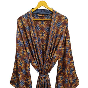 Bata de seda hasta el tobillo Bata multicolor Ropa de noche Bata India Vintage Seda reciclada Sari Kimono, - Product Image 1