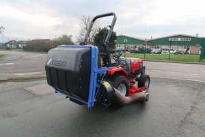 Tracteur à roues MASSEY FERGUSON 2022 Modèle 1525 Poids 600 kg Plus de 50 000 heures d'utilisation - Product Image 5