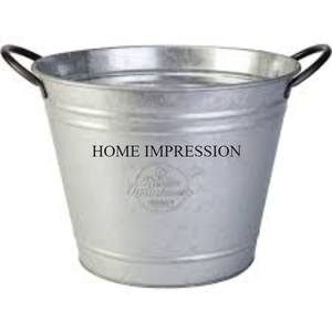 Jardinières et pots en étain galvanisé de forme ronde à conception avantageuse Jardinière d'intérieur en métal de grande taille de grande qualité à vendre - Product Image 5