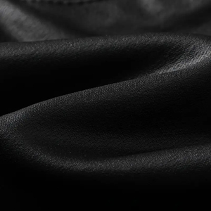 กางเกงขาสั้นหนังผู้ชายลำลองสำหรับทำงาน เคลือบผิวอย่างมีสไตล์ สวมใส่สบาย ยืดหยุ่นได้ รุ่น 2026 - Product Image 5