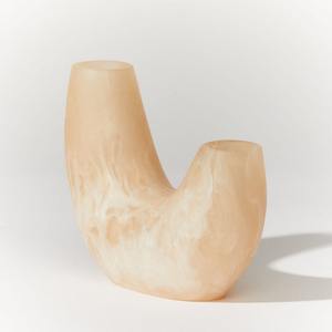 Vase à fleurs en résine nordique creuse à double tube pour décoration intérieure moderne de luxe Vase de table à surface rugueuse - Product Image 3