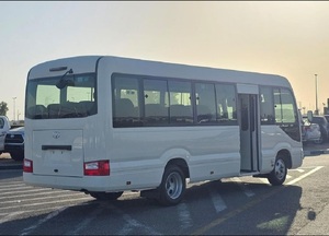 Toyota Coaster 2026 de 23 Plazas, Motor de 4.2L y 185hp, 6 Cilindros, 4X2, Combustible Diésel, Tracción Trasera, Transmisión Manual, Volante a la Izquierda - Product Image 4