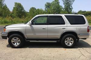 รถยนต์มือสอง พวงมาลัยซ้าย/ขวา ปี 1999 โตโยต้า ฟอร์รันเนอร์ SR5 4x4 - Product Image 3