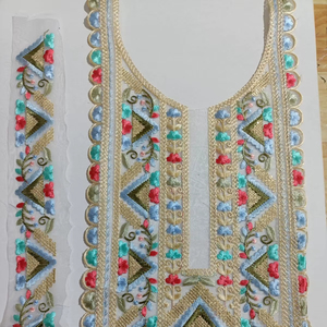 Applique florale brodée élégante pour col de chemise, idéale pour les kurtis ethniques et les vêtements nationaux – Fournisseur de textiles - Product Image 1