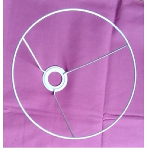 Anillo y Marco de metal y hierro a precios competitivos con pantalla de tela plisada en la parte posterior suave para venta al por mayor - Product Image 1