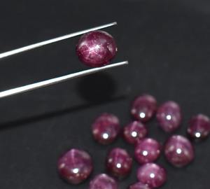 Rubis étoilé de haute qualité à 6 branches, cabochon, pierre précieuse taillée en étoile, calibrée, effets optiques spéciaux, rouge rose naturel, 3-7 carats - Product Image 2