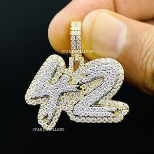 Colgante Personalizado con Número de Moissanita VVS, Plata de Ley 925, Corte Brillante Redondo, Estilo Hip Hop Unisex - Product Image 1