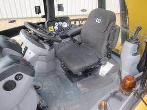 Incomparable Retroexcavadora Cat 420D de Uso Pesado, Modelo 2023, Carga Nominal de 400 Toneladas, Alta Eficiencia de Combustible con Tecnología Core - Product Image 6