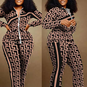 Conjunto de chándal liso de moda para mujer con sudadera y joggers perfectos para moda, Fitness o ropa casual - Product Image 5