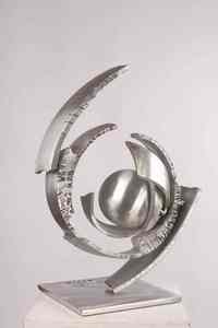 Arte de Metal decorativo para el hogar moderno, escultura de lujo, artículos de decoración para el hogar de aluminio contemporáneo a precio mayorista - Product Image 3