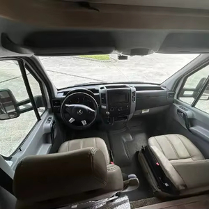 รถบ้านเคลื่อนที่รุ่น T-h-o-r Motor Coach C-h-a-t-e-a-u 24BL ปี 2019 พร้อมเครื่องปรับอากาศมาตรฐานยูโร 6 สำหรับ 4-6 คน - Product Image 2