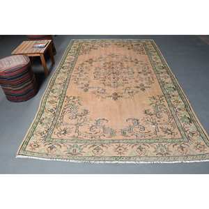 Alfombra de lana clásica vintage de 6x9,3 pies, diseño de retazos verde beige, área grande rectangular para entrada, pila de felpa, altura con respaldo de látex - Product Image 1