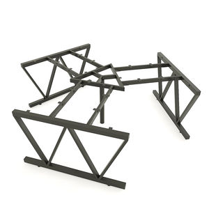 Table d'angle SFVC008-3 places de style contemporain à 120 degrés en bois de caoutchouc avec repose-pieds en fer en forme de V - Product Image 3