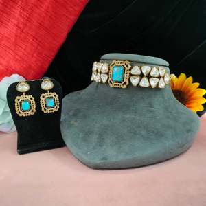 Juego de Gargantilla de piedra Kundan y Moissanite de cristal para mujeres y niñas, metal lujoso brillante y agradable a la piel, ligero y cómodo - Product Image 3