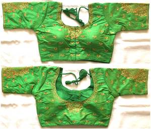 Beau chemisier en soie avec travail manuel et broderie lourds pour une tenue de fête en été ou en hiver - Product Image 1