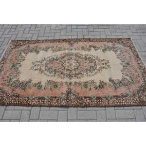 Turkish Area Rug 3.9x6.9 ft (119x209 cm), Vintage <b>Brown</b> Check Rug - Product Image 3