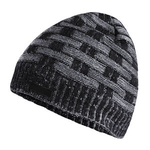 Bonnet tricoté de marque privée personnalisable pour hommes 100% nœuds en laine vente chaude pour une utilisation à la plage meilleur prix fabricant pakistanais - Product Image 5