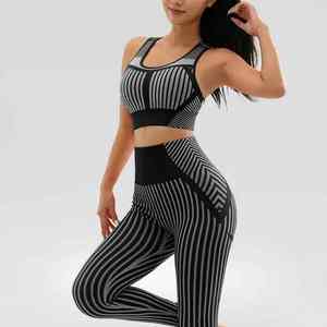 Nouveau design personnalisé débardeur de yoga de haute qualité legging doux au toucher ensemble de yoga GYM Fitness leggings de yoga pour les femmes - Product Image 4