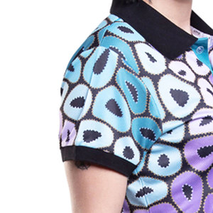 Chemises polo sublimées à deux boutons pour femmes, 100 % polyester, noir rose, motif 3D, design sportif - Product Image 5