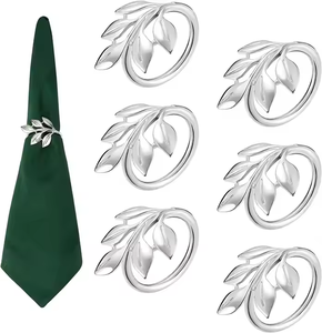 Servilleteros de metal dotados, juego de 9 chapados en plata hechos a mano de forma única con una estructura de hoja perfecta para la decoración de la mesa de comedor - Product Image 4