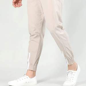 Pantalon cargo confortable pour hommes de qualité supérieure-Tissu de haute qualité avec plusieurs poches-Idéal pour les activités de plein air et les vêtements décontractés - Product Image 6