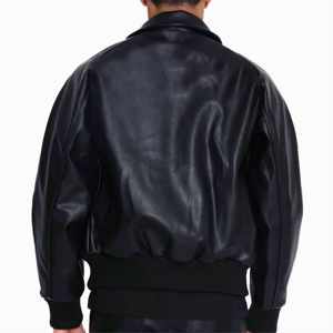 Chaqueta de Motociclista de Piel de Oveja Premium para Mujer, Suave y Cómoda con Cuello Alto y Logotipo Frontal para Entusiastas de la Moda Motociclista - Product Image 6