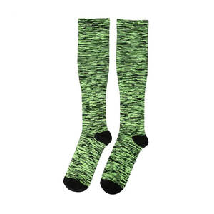 Chaussettes de sport d'hiver pour l'entraînement, la course et le cyclisme - Respirantes, absorbant la transpiration et offrant un confort accru pour les pieds - Product Image 1