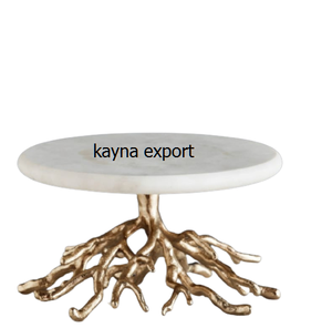 Centro de Mesa Decorativo de Lujo con Base de Metal Dorado y Tapa de Mármol Blanco, Hecho a Mano, Ecológico, con Certificación CE - Product Image 1