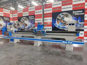 Machine de tour robuste de 9 pieds pivotante de 80 mm sur le lit Machine de tour de précision industrielle à engrenages pour une utilisation en atelier - Product Image 5