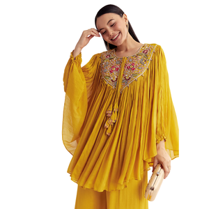Conjunto amarillo Chinon Kaftan Kurta con Zardosi e hilo de trabajo, venta al por mayor de ropa étnica para mujeres, OEM Proveedor de Ropa, atuendo personalizado - Product Image 3