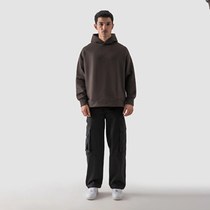 Sweat à capuche unisexe élégant et stylé, doublé de satin de soie, avec logo personnalisé, service OEM, pour homme et femme, idéal pour l'hiver - Product Image 3