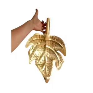 Design élégant Plat de service en forme de feuille Plat de service à dessert en cuivre poli par les fournisseurs de la collection Royal Home - Product Image 6