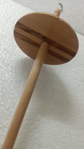 Broches en bois sur mesure idéales pour les magasins d'approvisionnement en fil et fibre pour la revente en bois de manguier - Product Image 4