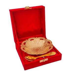 Meilleures ventes Bol de service rond en laiton martelé doré de luxe pour table décorative en métal - Product Image 6