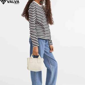 Automne Femmes Manches Longues Hoodies Lettre Animal Impression Mignon Sweat Personnalisé Selon votre article en fonction de votre marque. - Product Image 5