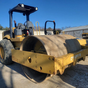 Rodillo vibratorio duradero a gran escala para proyectos viales Motor diésel fuerte Sistema de accionamiento hidráulico Componente de bomba central - Product Image 1