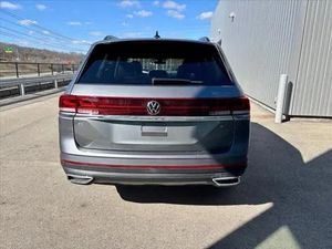 Volkswagen Touareg 2022 - Product Image 2