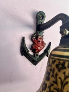 Campana Náutica Antigua de Latón Macizo, Campana de Barco Resistente, Decoración Náutica Vintage para Colgar en la Pared, Artesanía Metálica para Decoración del Hogar, Técnica de Fundición de Latón - Product Image 2