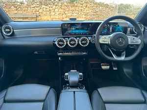 รถยนต์มือสองคุณภาพดีราคาประหยัด ปี 2019 เมอร์เซเดส A1-80 A-MG พรีเมียม พวงมาลัยขวา - Product Image 2