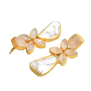 Boucles d'oreilles pendantes en laiton naturel, perles de qualité supérieure, pierres organiques, laiton plaqué rhodium, design bohème chic, parfait pour la vente en gros - Product Image 2