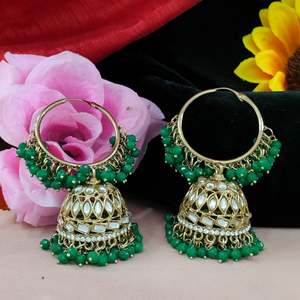 Elegantes aros redondos colgantes Kundan Jhumkas Pendientes Kundan de acrílico de calidad fina con mezcla de base clásica de estilo contemporáneo - Product Image 1
