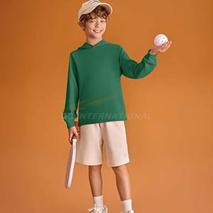 Sweat à capuche respirant à manches longues pour garçons, coupe confortable pour les enfants actifs, sweat-shirt doux en tissu de couleur verte - Product Image 3