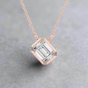 Colgante solitario con forma de bisel de diamante moissanita de 0,75 quilates con corte esmeralda de quilates hecho en oro sólido de 10K/14K/18K para ella - Product Image 1